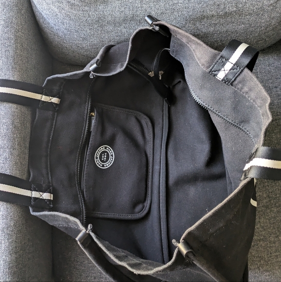 MARC JACOBS CANVAS LARGE TOTE BLACK. - Picture 7 of 15